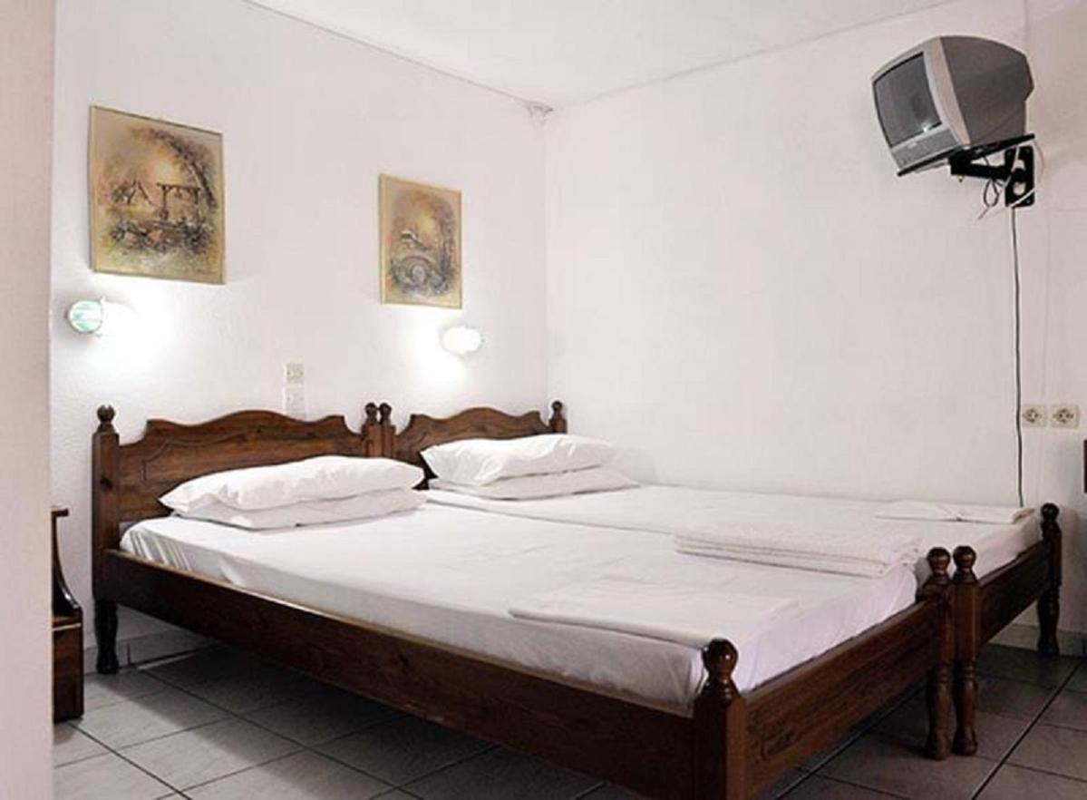 Amalia Apartments Koukounaries Ngoại thất bức ảnh